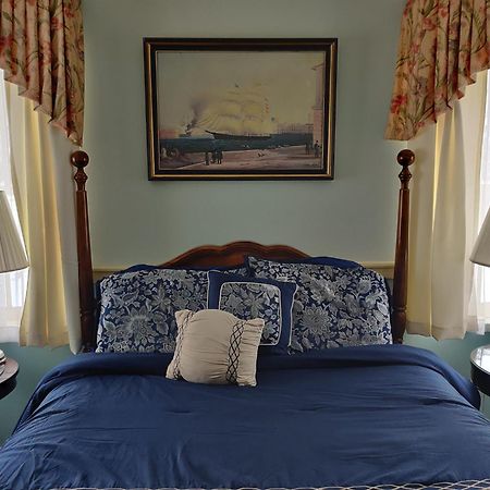 Montague Inn Bed & Breakfast Сагъно Екстериор снимка