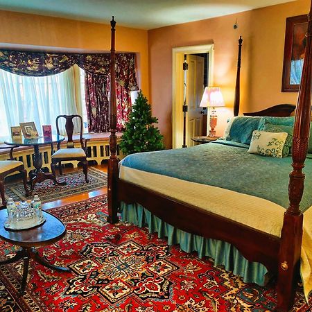 Montague Inn Bed & Breakfast Сагъно Екстериор снимка