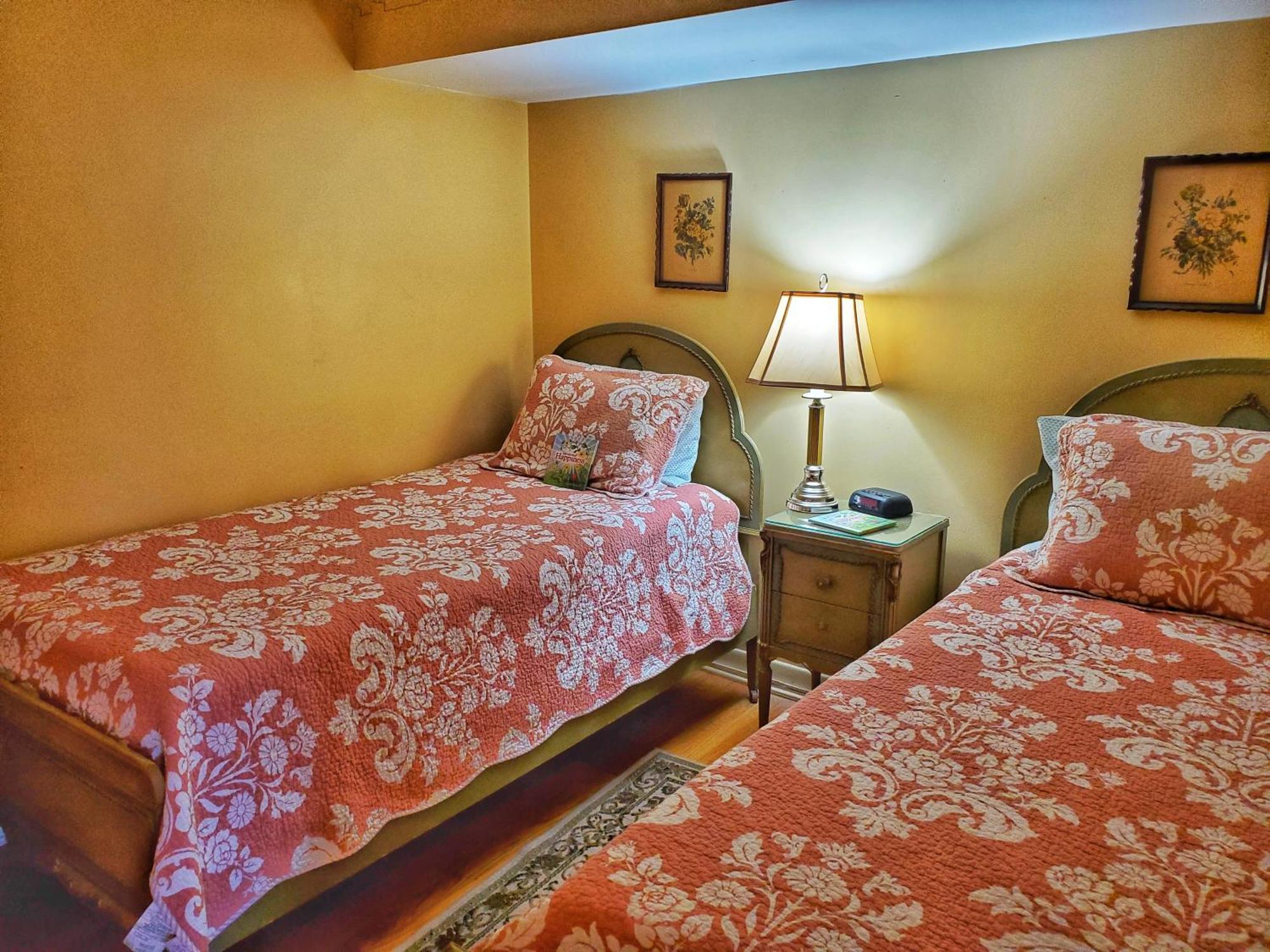 Montague Inn Bed & Breakfast Сагъно Екстериор снимка