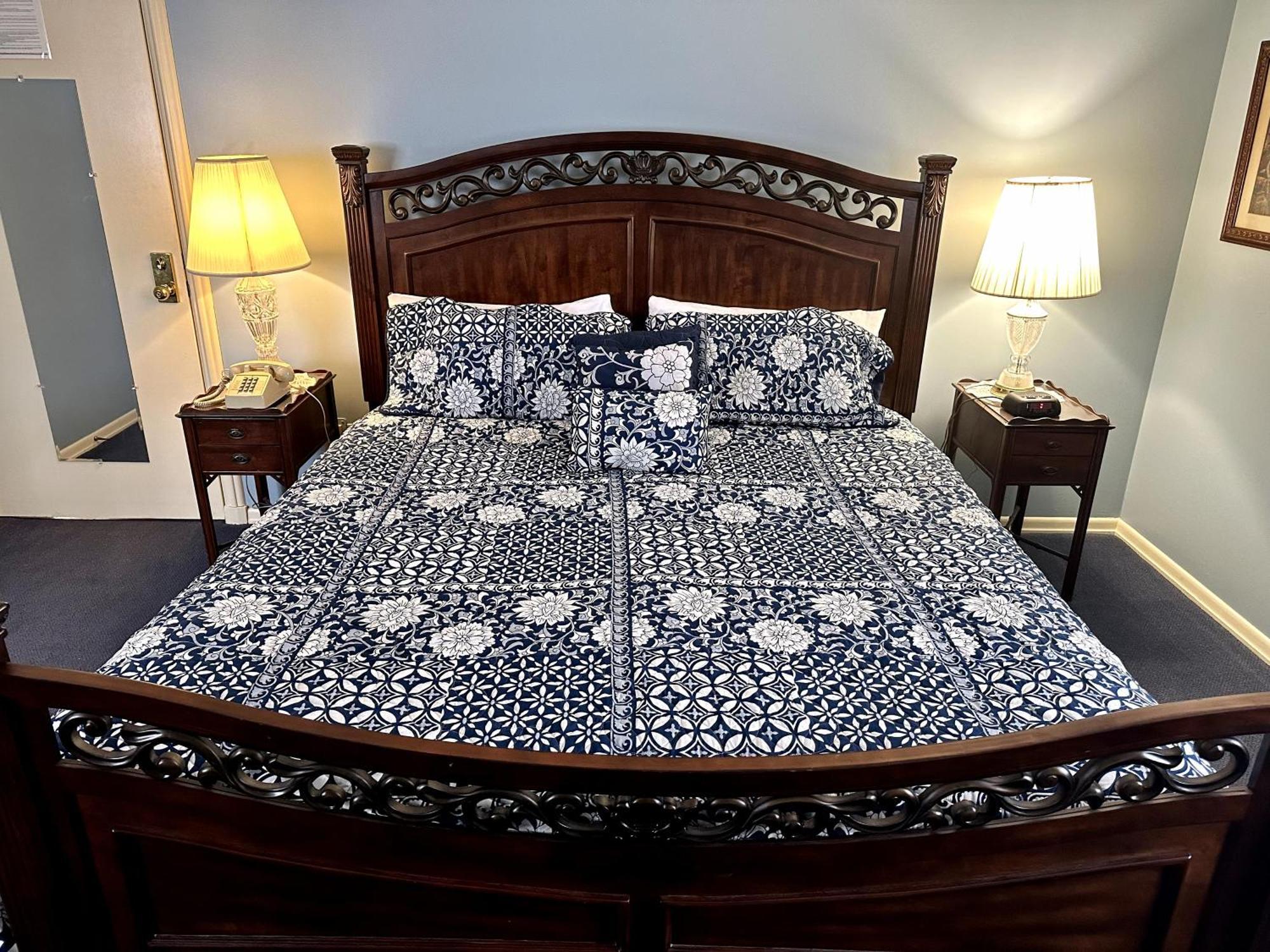 Montague Inn Bed & Breakfast Сагъно Екстериор снимка