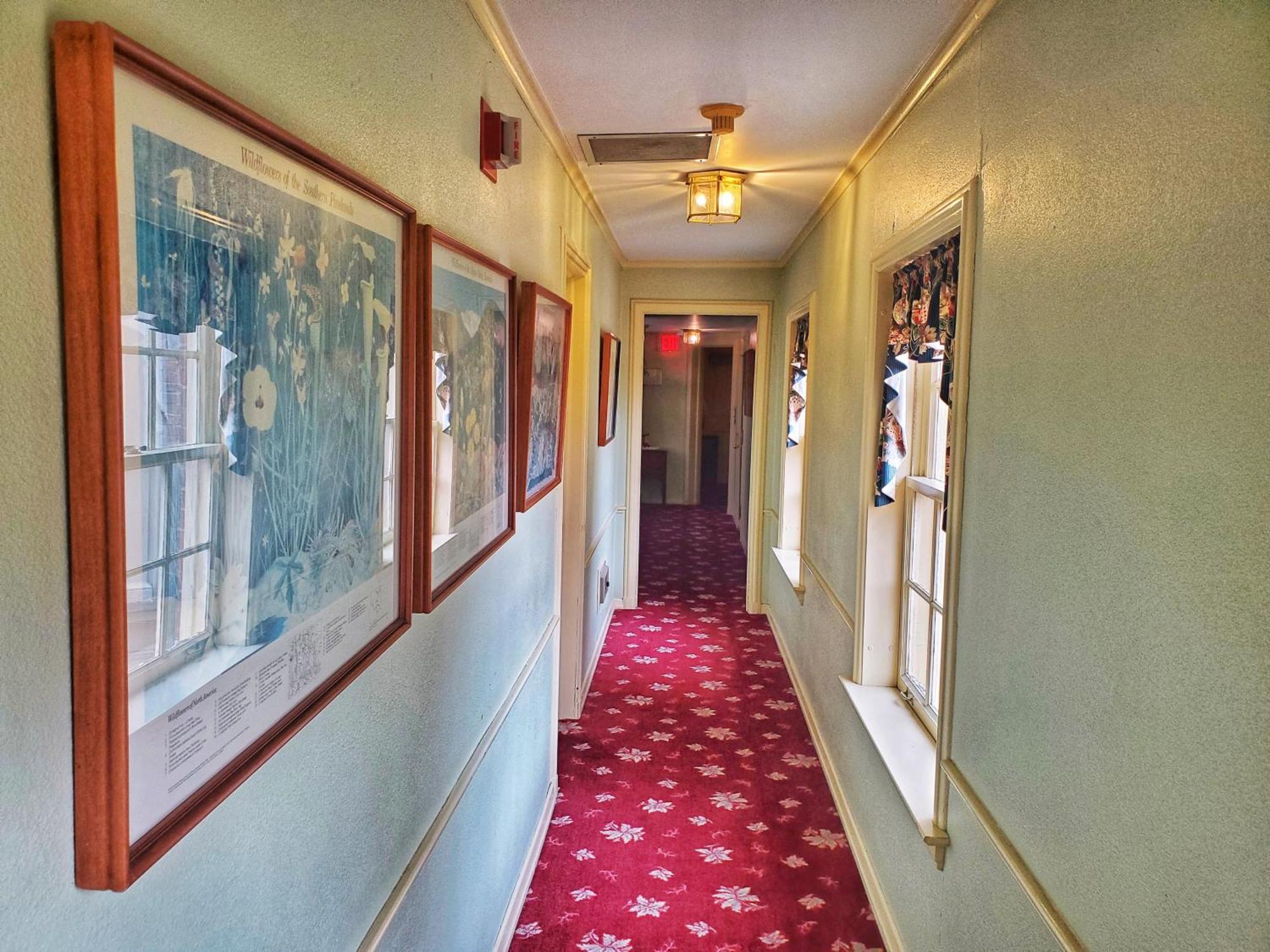 Montague Inn Bed & Breakfast Сагъно Екстериор снимка