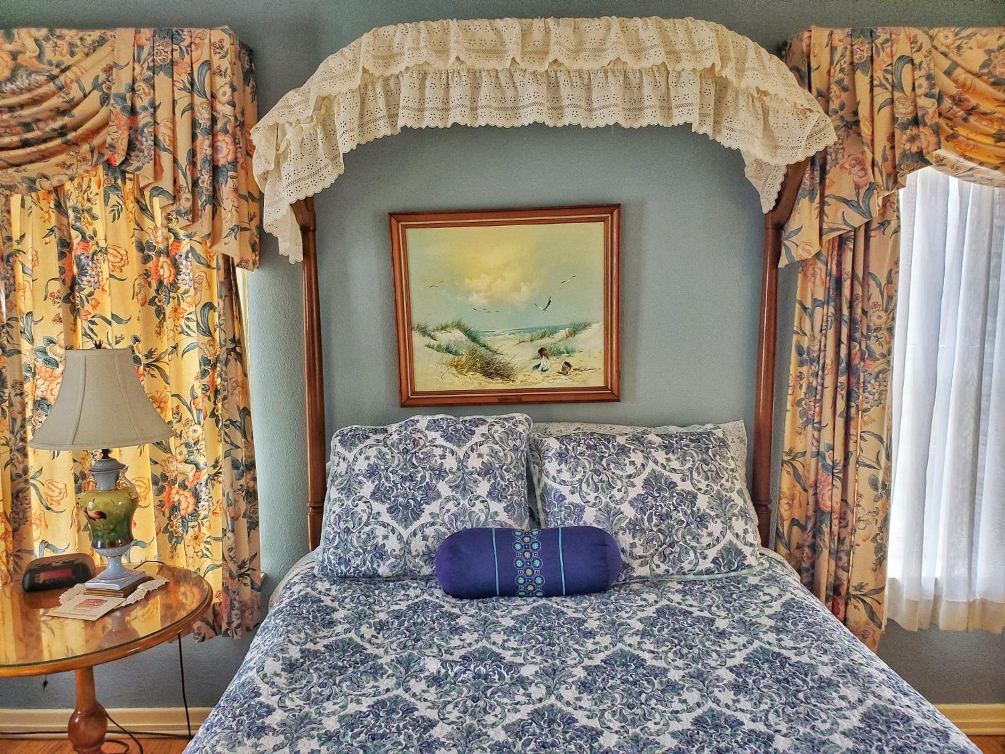 Montague Inn Bed & Breakfast Сагъно Екстериор снимка