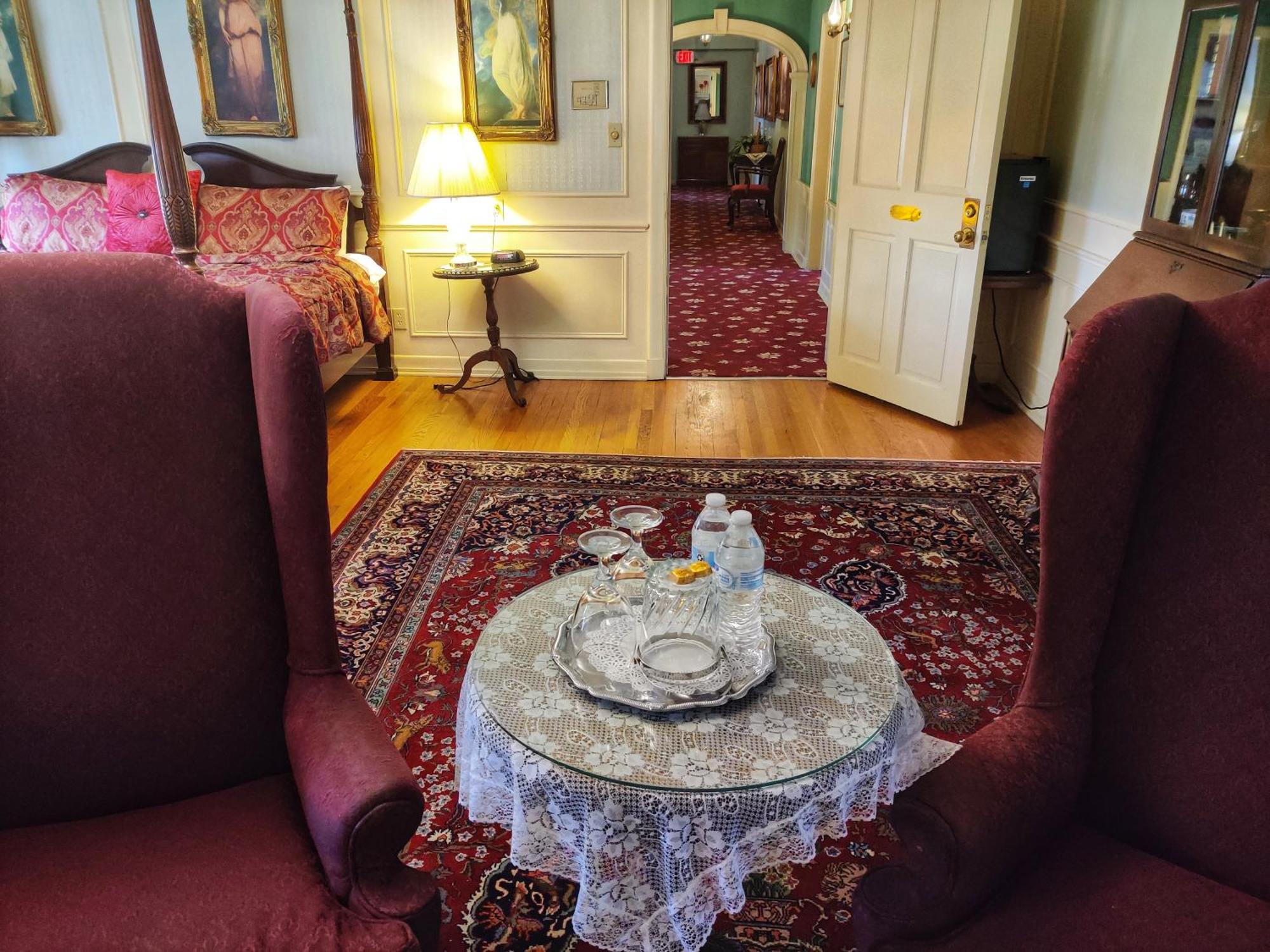 Montague Inn Bed & Breakfast Сагъно Екстериор снимка